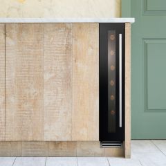 Caple WI156 Sense undercounter, 1 zone, W 145mm, suitable for 100-150mm plinth, G energy, black glas