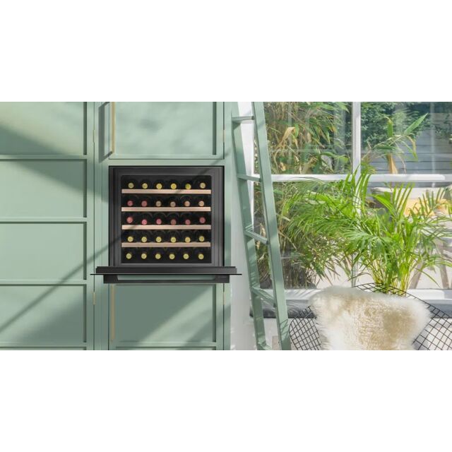 Caple WC6100 Sense, 1 zone, H 600mm, G energy, black glass door, square handle, soft open/close, tou