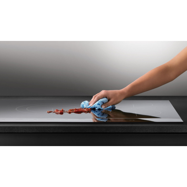 Fisher & Paykel 90cm Induction Hob in Black Glass