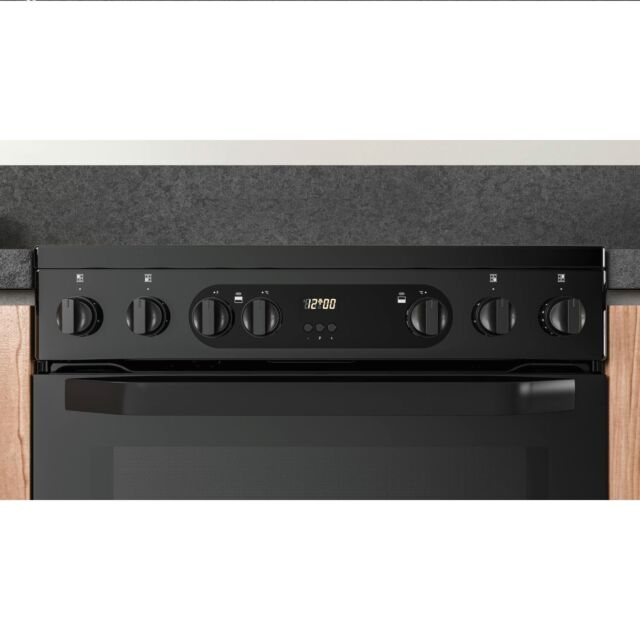 Hotpoint HDEU67V9C2B/UK 60cm Double Oven Electric Cooker with Ceramic Hob - Black