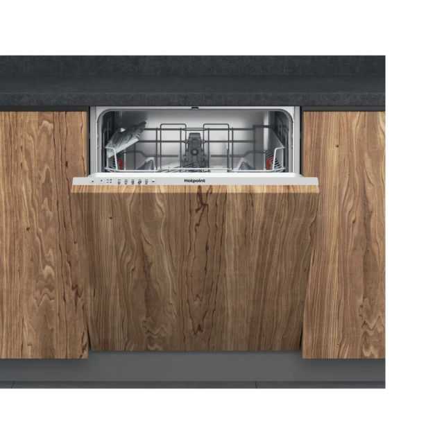 Hotpoint HIE2B19UK Built-In Dishwasher