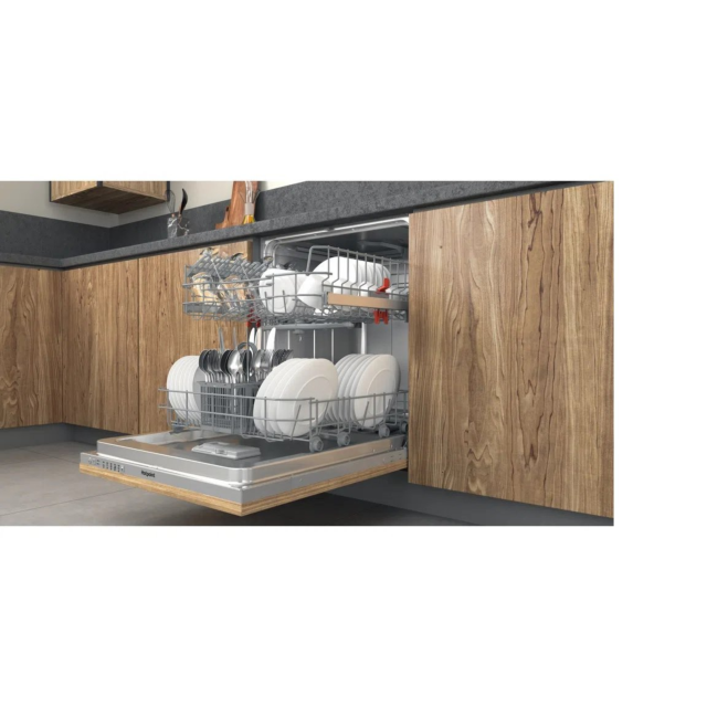 Hotpoint HIE2B19UK Built-In Dishwasher