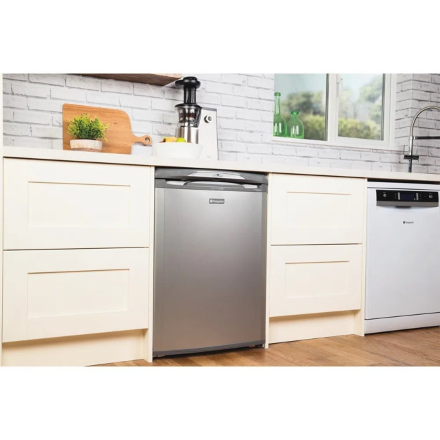 Hotpoint RLA36G1 Undercounter Larder Fridge