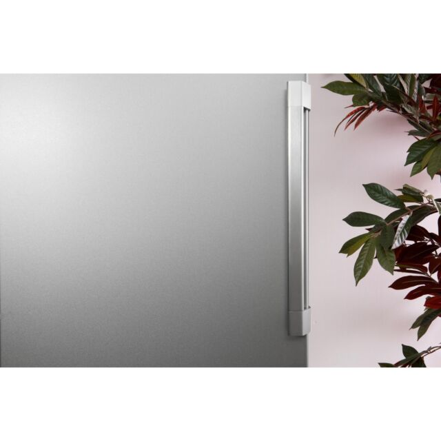Hotpoint UH6F2CG Freestanding Freezer