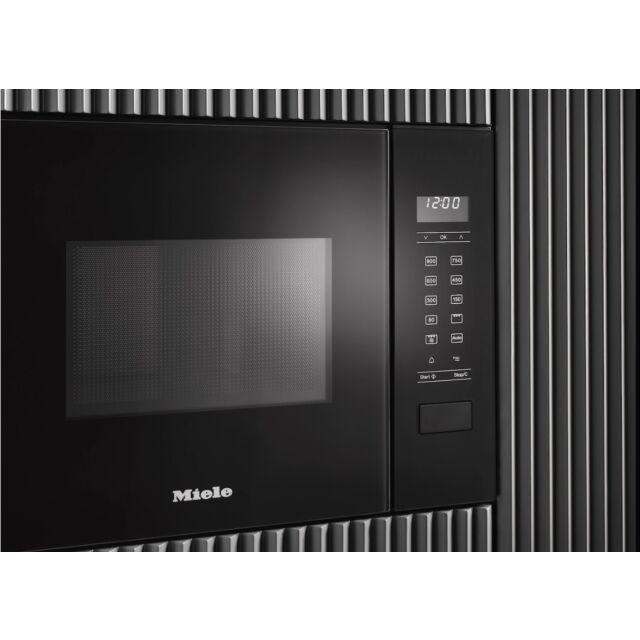 Miele M2234SC 60cm wide, 80-900W Microwave, 800W Grill, EasySensor , 17 litre capacity, Automatic Pr