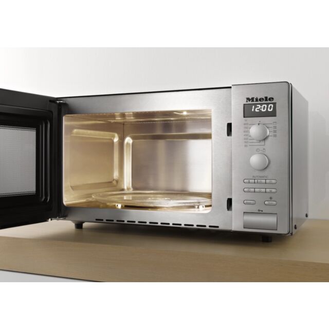 Miele M6012 Freestanding, 80-900W Microwave, 800W Grill, dial , 26 litre capacity, Automatic Program