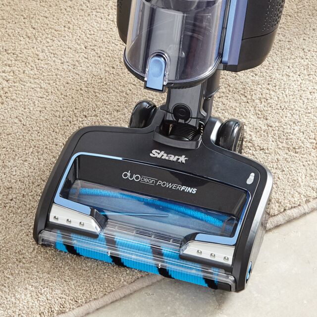 Shark ICZ300UKT Anti Hair Wrap Cordless Upright Vacuum Cleaner with PowerFins Powered Lift-Away & Tr