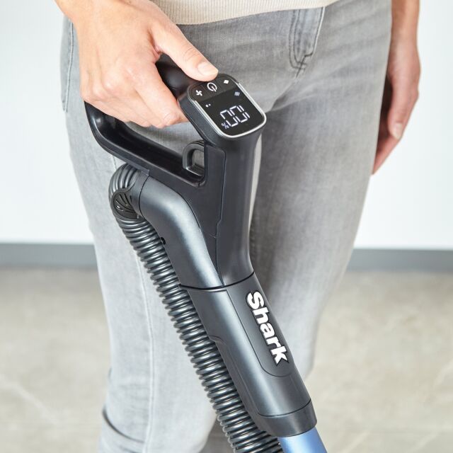 Shark ICZ300UKT Anti Hair Wrap Cordless Upright Vacuum Cleaner with PowerFins Powered Lift-Away & Tr
